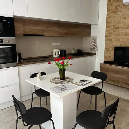 Apartment Winestone Corner *