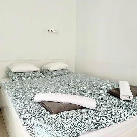 Downtownkate * デブレツェン